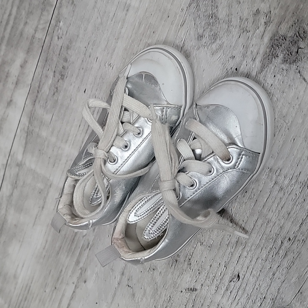 Gymboree toddler bunny ears sneakers